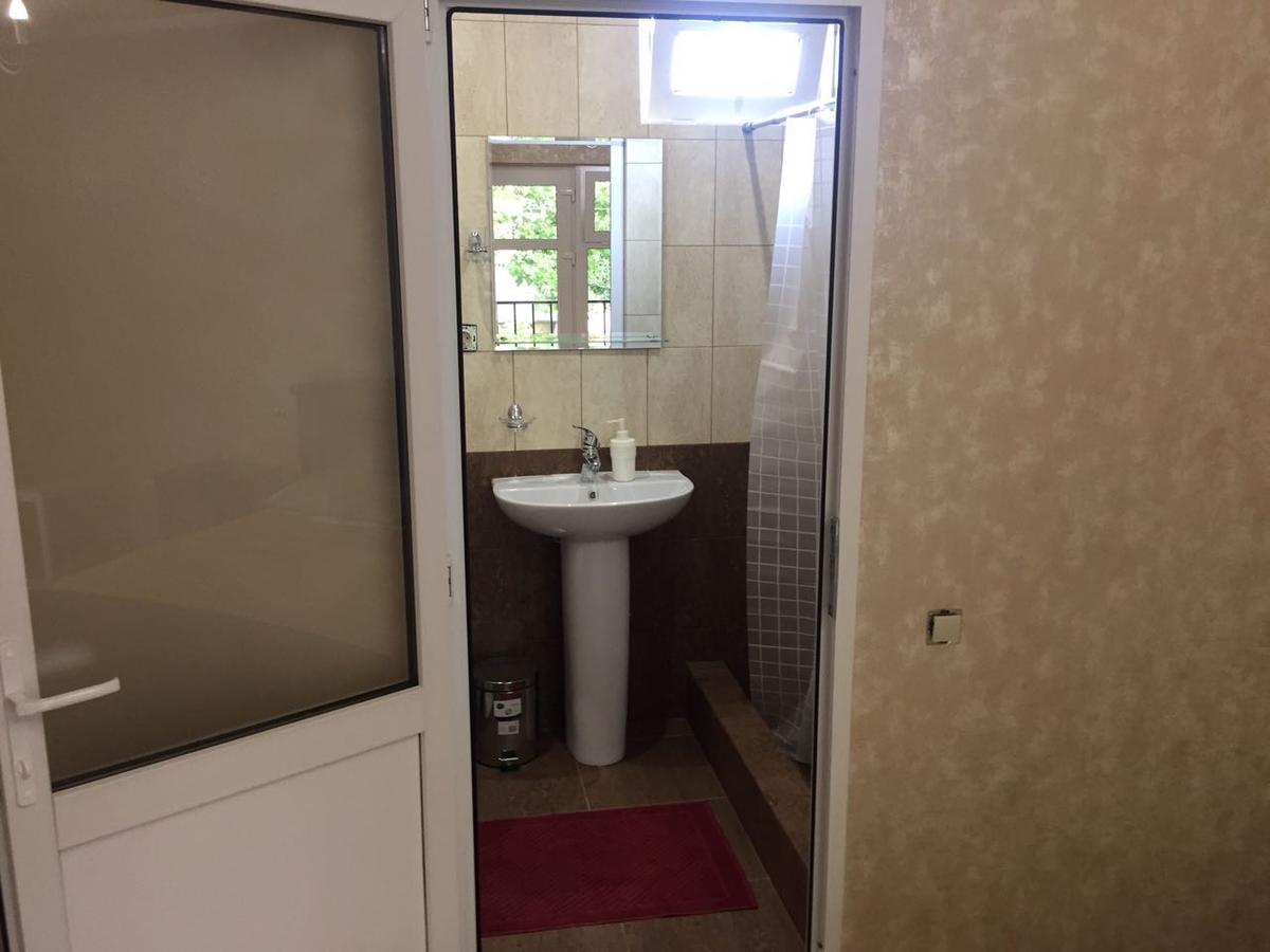 Sofell Hotel Пицунда Екстериор снимка