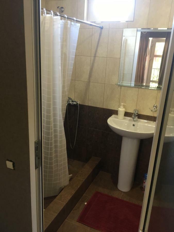 Sofell Hotel Пицунда Екстериор снимка